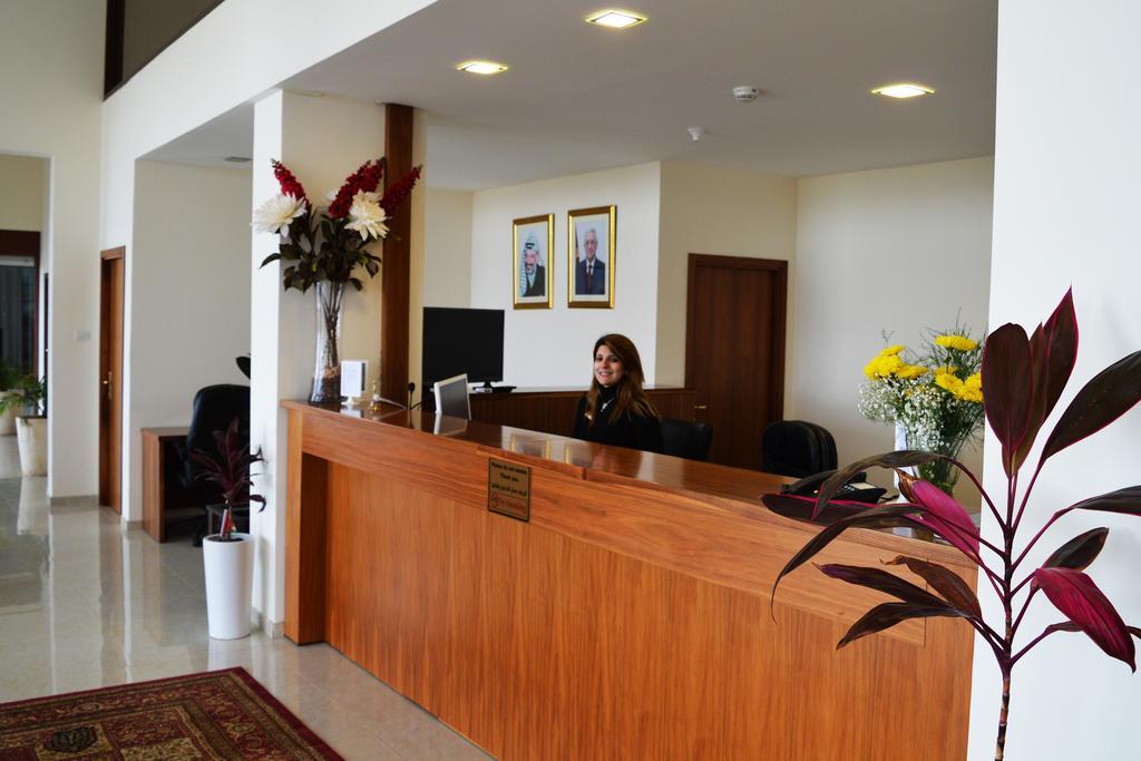 Taybeh Golden Hotel Рамала Екстериор снимка