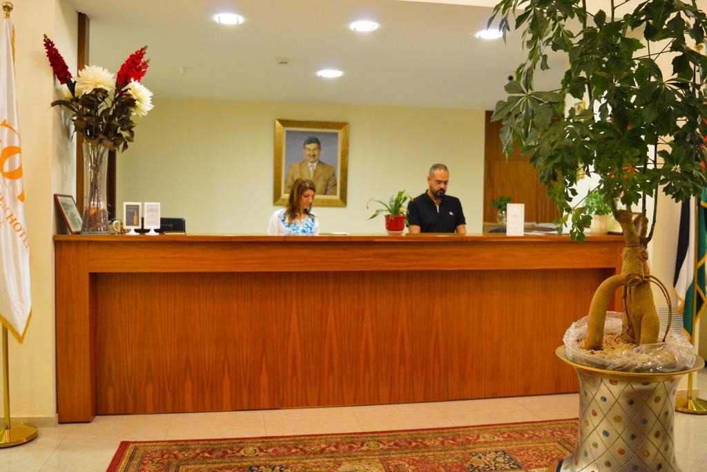 Taybeh Golden Hotel Рамала Екстериор снимка